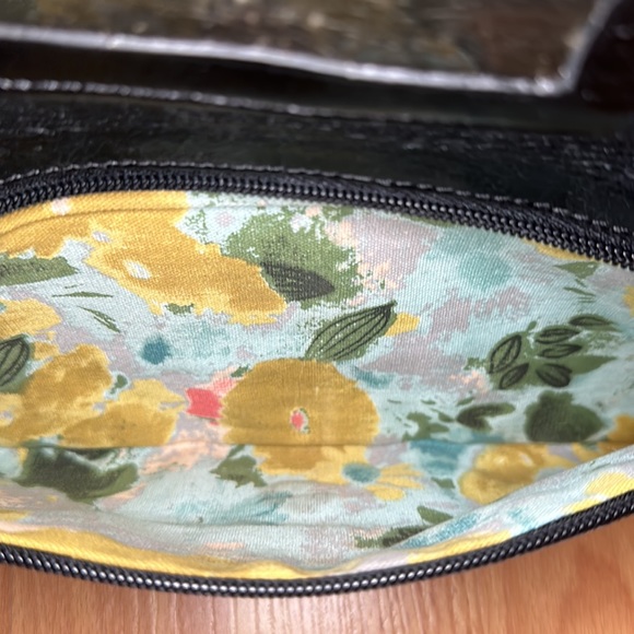 HOBO International Black Leather Silver accents, Fold-over Clutch - Picture 4 of 6